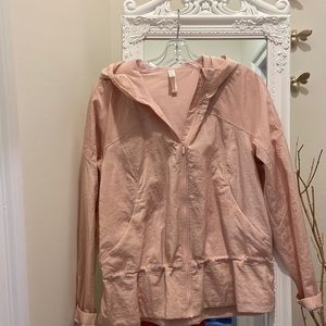 Lululemon pink water resistant jacket